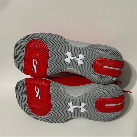 NEW Under Armour SC 3Zero IV UA 4 Basketball Shoes Red Grey Men’s Size 9 - Picture 6 of 8